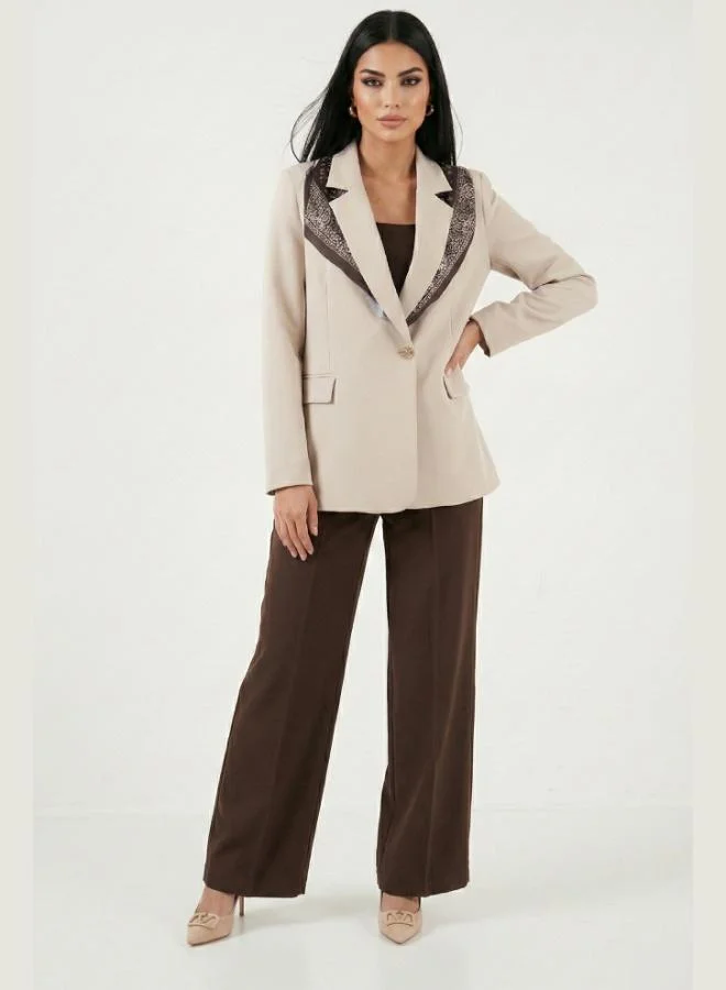 ليلا جاكيت نسائي بياقة مزدوجة بتفاصيل شال ضيق من ليلا